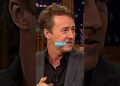 Edward Norton ROASTS Leo DiCaprio’s Phone Addiction! 😂📱 #shorts