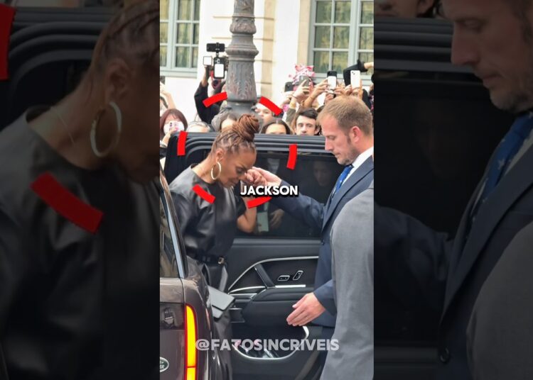 pessoas proibidas de pôr os pés na casa de Janet Jackson!#curiosidades #noticias #brazil