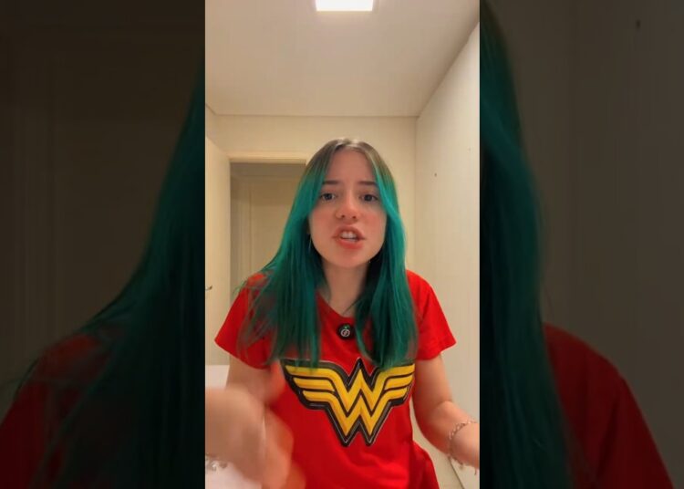 CADÊ AS FOFOCAS ?