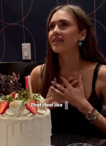 Jessica Alba diz que ‘o ano passado foi lindo’ ao comemorar 45º aniversário