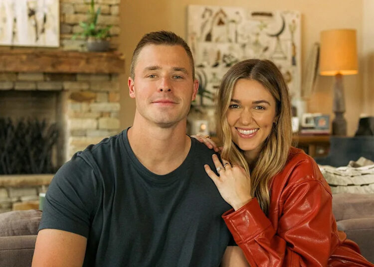 A estrela de 'Duck Dynasty', Sadie Robertson Huff, oferece um vislumbre da Páscoa de sua família, da igreja à caça aos ovos