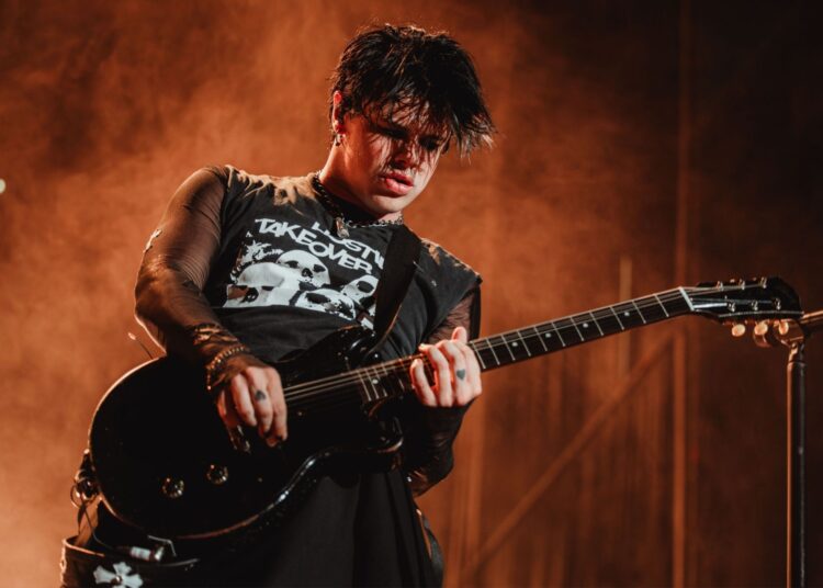 A estrela do rock em ascensão Yungblud chegando a Calgary neste verão | Colmeia Diária