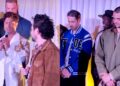 A interpretação do Gayatri Mantra de Vidyut Jammwal no CinemaCon 2026 surpreende o público. Vídeo