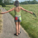 A prima do príncipe Harry, Lady Amelia Windsor, compartilha um raro vislumbre de uma tatuagem contra-atacando