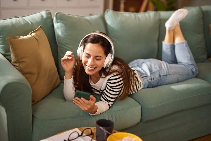 A razão pela qual a música com a qual você cresceu é “melhor” do que a música nova