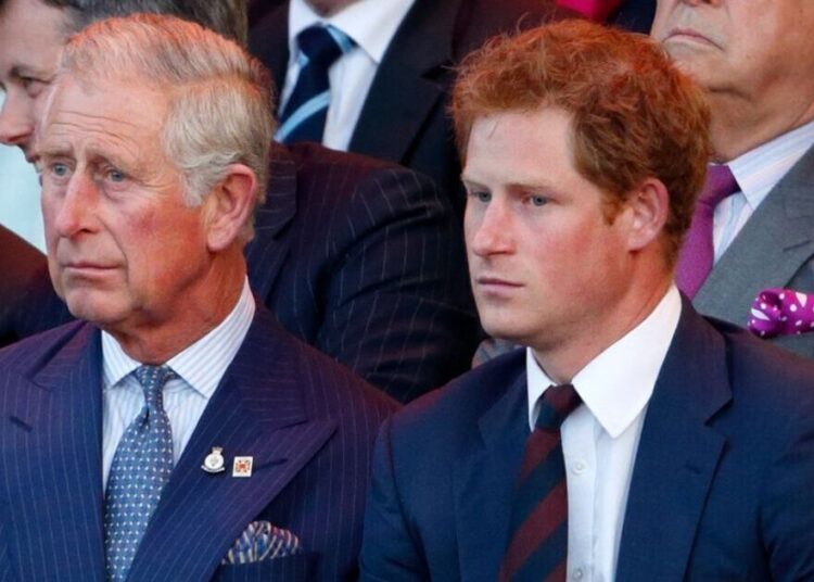 A triste observação de 8 palavras do Príncipe Harry ao Rei Charles após o despejo | Real | Notícias