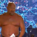 Alex Jones fica sem camisa depois de saber que a cebola está adquirindo o Infowars