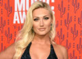 Brooke Hogan explica por que ela não está no documento Netflix de Hulk Hogan: ‘Eu era o protetor do meu pai’