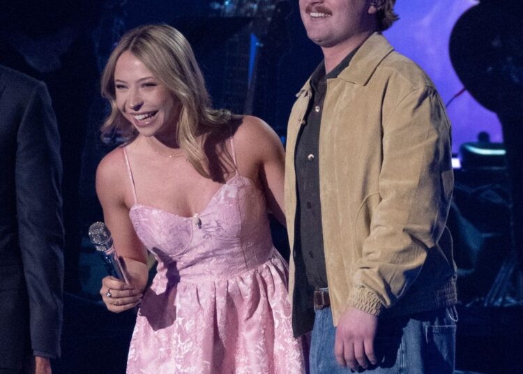 Brooks Rosser do American Idol, Rae Boyd namorando