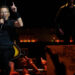 Bruce Springsteen choca os fãs ao apresentar o cover do The Clash pela primeira vez desde 2014