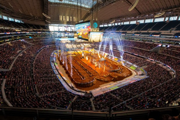 Campo de Huntington Bank hospedando Monster Energy AMA Supercross