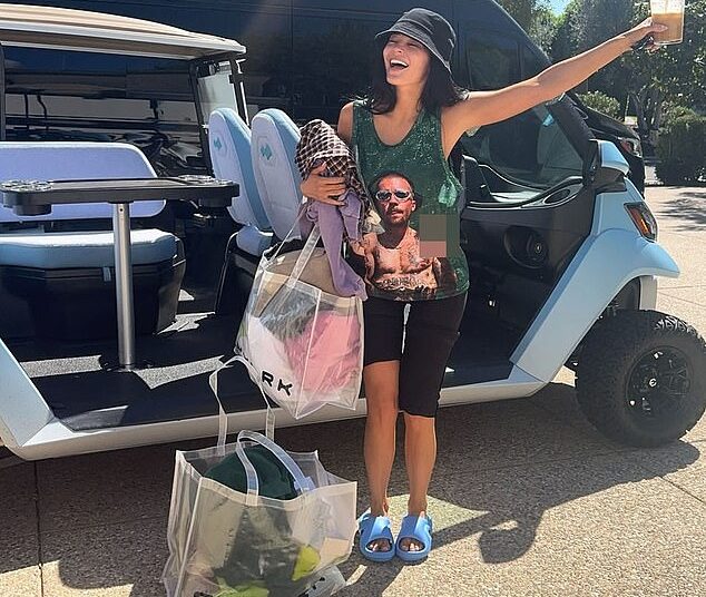 Celebridades no Coachella 2026, dia 1: Kylie Jenner lidera as estrelas da lista A enquanto apoia o amigo Justin Bieber com top profano