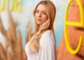 Cenas de topless de Sydney Sweeney em euforia geram controvérsia