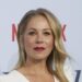 Christina Applegate compartilha atualizações de saúde após relatada visita ao hospital