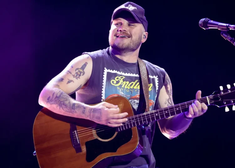Comemorando 30 anos das faixas country mais icônicas de Zach Bryan