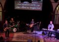 Como professor, Thomas Dolby descobre que é um ‘A-Student’ em uma turnê musical de novo estilo – US Rocker®