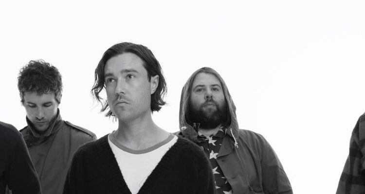 Crítica do álbum: The Neighbourhood – (((((ultraSOUND)))))