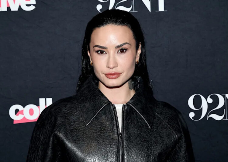 Demi Lovato coloca as reuniões de Selena Gomez e Joe Jonas no amor dos fãs