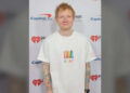 Ed Sheeran estreia transformação de cabelo ‘fresca’