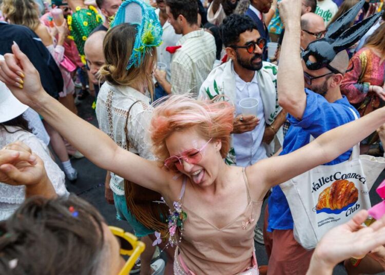 Em Nova Orleans, Páscoa atrai comunidade LGBTQ e turistas | Entretenimento/Vida