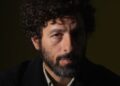 “Estou curioso sobre esta nova tecnologia”: Jose González colaborou com ChatGPT em seu novo álbum