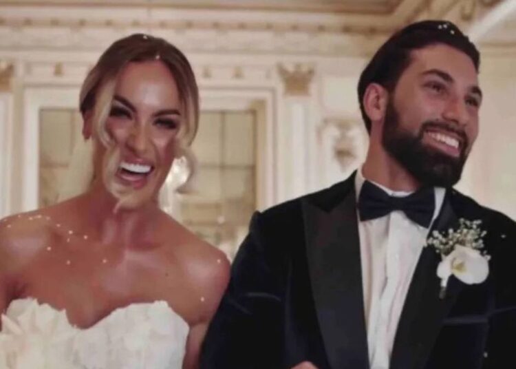 Estrela do MAFS UK admite que está com 'medo de namorar' em postagem emocionante no Instagram