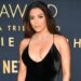 Eva Longoria Styles Cong Tri para a celebração do Prêmio AFI de Eddie Murphy