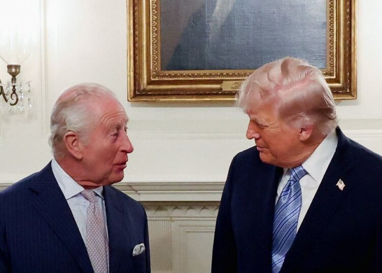 Famílias do rei Charles e Donald Trump rastreadas revelando que são primos