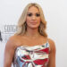 Fãs de 'American Idol' especulam sobre a 'tensão' entre a juíza Carrie Underwood e a convidada Nikki Glaser