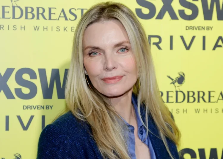 Feliz 68º aniversário, Michelle Pfeiffer: seus 10 papéis mais icônicos desde Scarface