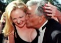 Filha da estrela de 'Columbo' Peter Falk morre por suicídio aos 60 anos