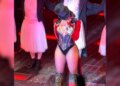 Garanhão de Megan Thee capturado em lágrimas em show da Broadway após a separação