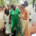 Gina Yashere, de “Star Trek”, casa-se com Nina Rose Fischer em casamento ‘casual’ na Costa Rica: ‘Não são permitidos sapatos’