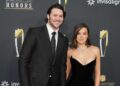 Hailee Steinfeld revela regras rígidas de TV no casamento de Josh Allen com bebê em casa