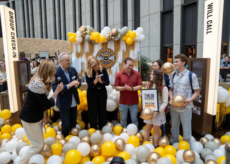 Hall da Fama e Museu da Música Country homenageia 20 milhões de visitantes