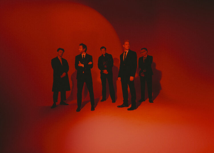 Interpol Plots Tour, Nova Música Para Partidários
