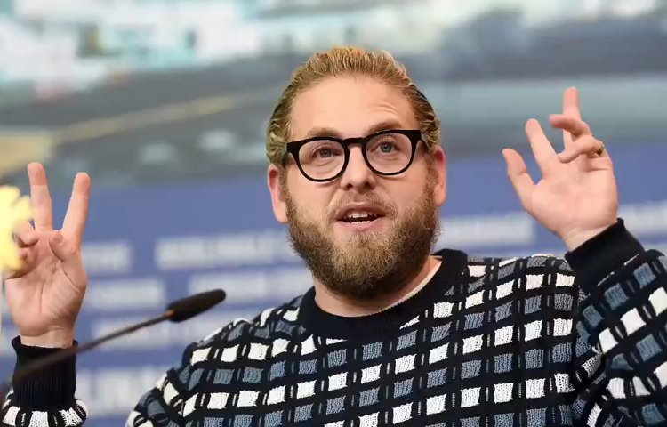 Jonah Hill revela casamento e segundo filho com Olivia Millar
