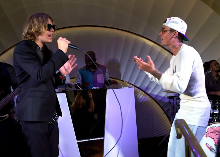 Justin Bieber traz Kid Laroi, Dijon no Coachella 2026