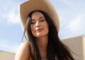Kacey Musgraves lança faixa título do novo álbum Middle of Nowhere