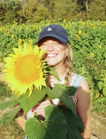 Kelsea Ballerini fez 27 horas de terapia em 3 dias após a separação de Chase Stokes: aqui está o que ela aprendeu