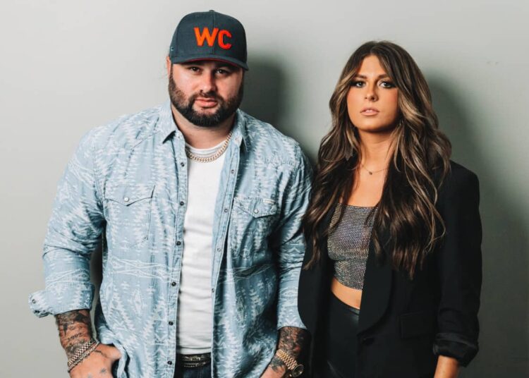 Koe Wetzel elogia Ella Langley, provoca novas músicas e dueto de Parker McCollum e esclarece um equívoco dos fãs