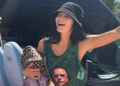 Kylie Jenner chegou ao Coachella