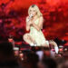 Lenda pop se une a Sabrina Carpenter para performance icônica no Coachella