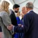 Mamdani encontra o rei Carlos III no Museu e Memorial do 11 de setembro durante visita real a Nova York