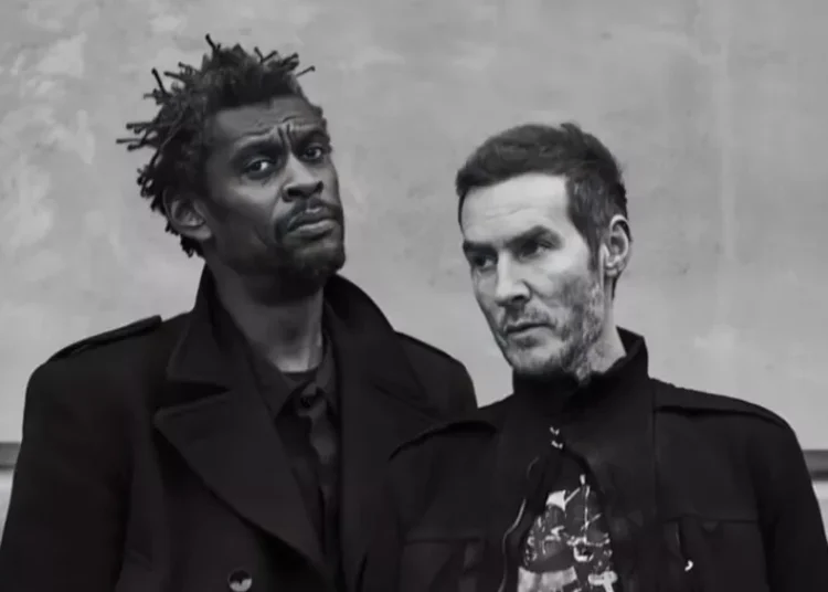 Massive Attack retorna com a primeira música nova em seis anos, ‘Boots on The Ground’: Ouça