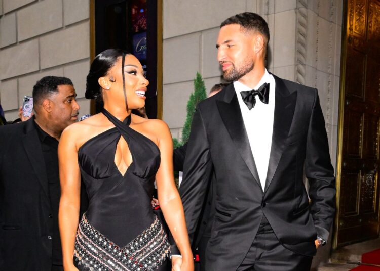 Megan Thee Stallion acusa a estrela da NBA Klay Thompson de trapaça em postagem explosiva nas redes sociais