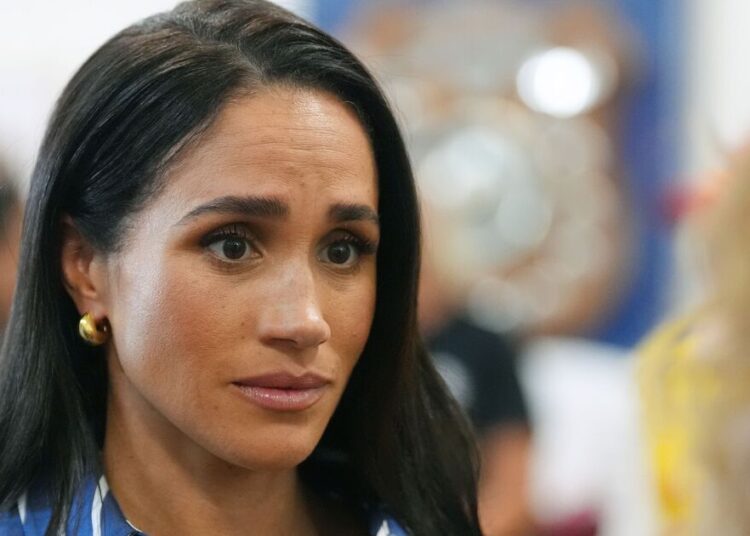 Meghan Markle apenas seguiu regras reais rígidas das quais ela zombou antes | Real | Notícias