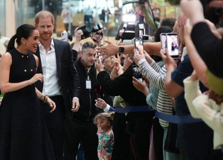 Melhores fotos do primeiro dia de Meghan Markle e Príncipe Harry na Austrália | Real | Notícias