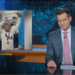 Michael Kosta leva Kash Patel para passear com o cachorro por causa da alegação bizarra de 'Poodle Room'