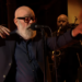 Michael Stipe apresenta nova música e detalha estreia solo em ‘Colbert’